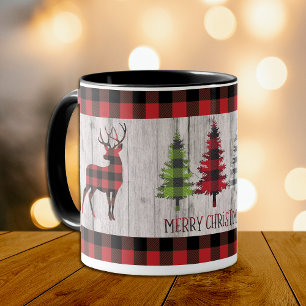 Mug Buffalo Plaid Deer Christmas Trees sur bois