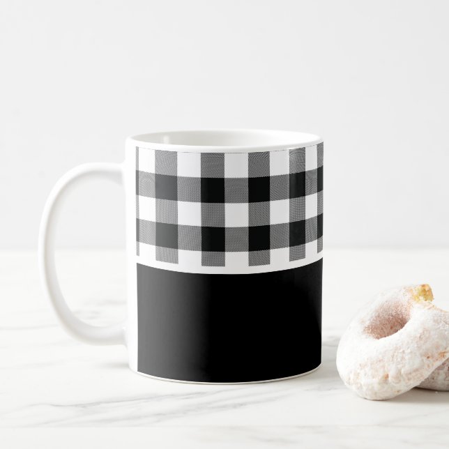 Mug Buffle blanc noir moderne vérifie la pâte à café (Avec donut)
