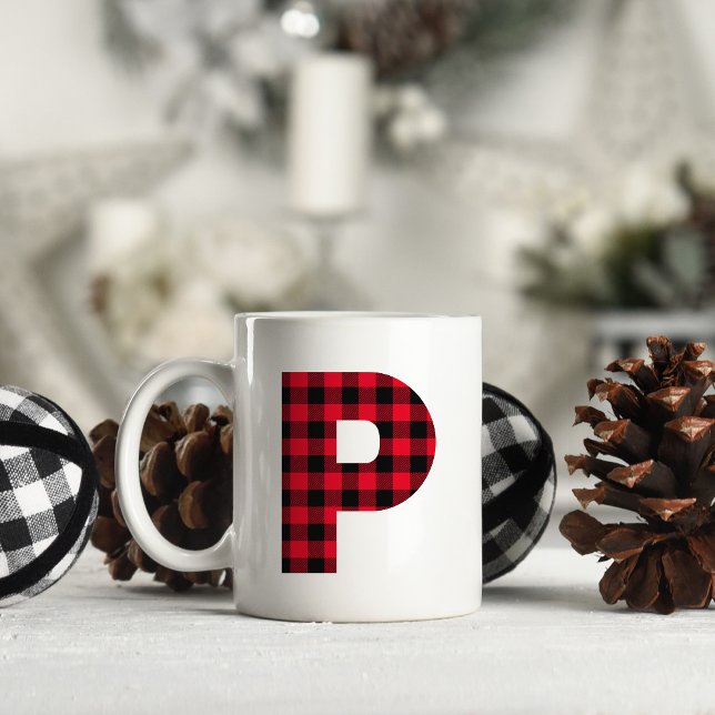 Mug Buffle rouge et noir Plaqué en gras Lettre P Monog (Letter P Monogram Christmas Coffee Cup)