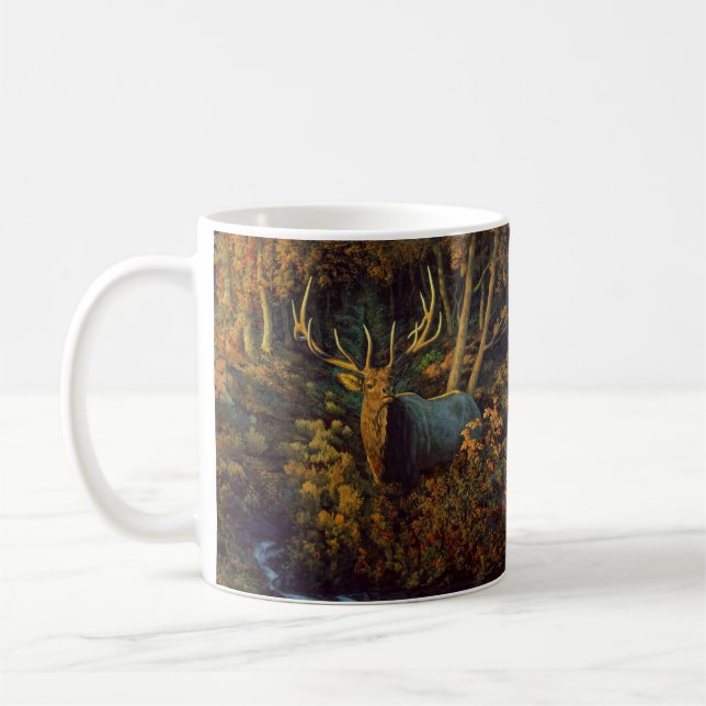 Mug Bull Elk dans la forêt d'automne (Gauche)