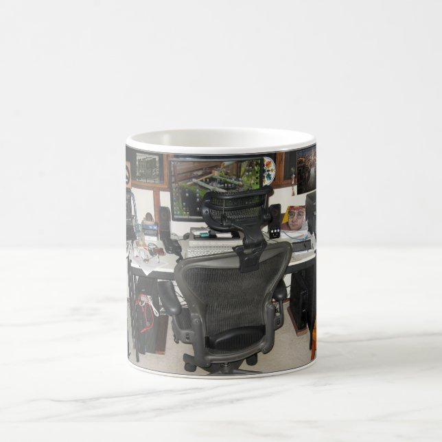 Mug Bureau de Playa del Rey de TLM (Centre)