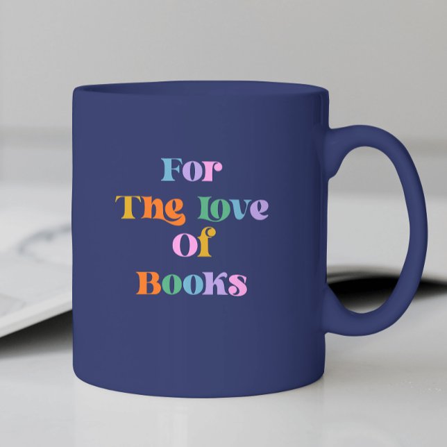 Mug Cadeau de lecture de livre police bleue colorée mo (blue and colorful retro typography mug gift. Simple modern coffee mug for women mothers friends)