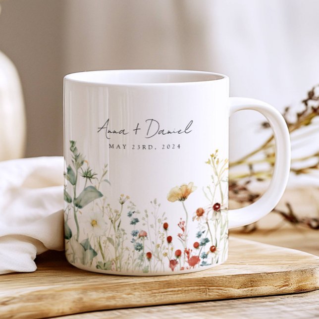 Mug Cadeau de mariage champ de fleurs sauvages d'été (Créateur téléchargé)