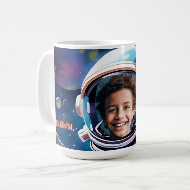 Mug Cadeau de photo Astronaute Espace Profond Planètes (Devant gauche)