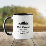 Mug Cadeau de témoin de mariage rustique moderne et co<br><div class="desc">Cadeau cool pour votre témoin : Cette tasse élégante avec un design moderne de chaîne de montagnes rustique,  votre nom personnalisé et l'année du mariage ainsi que les noms de l'événement.</div>