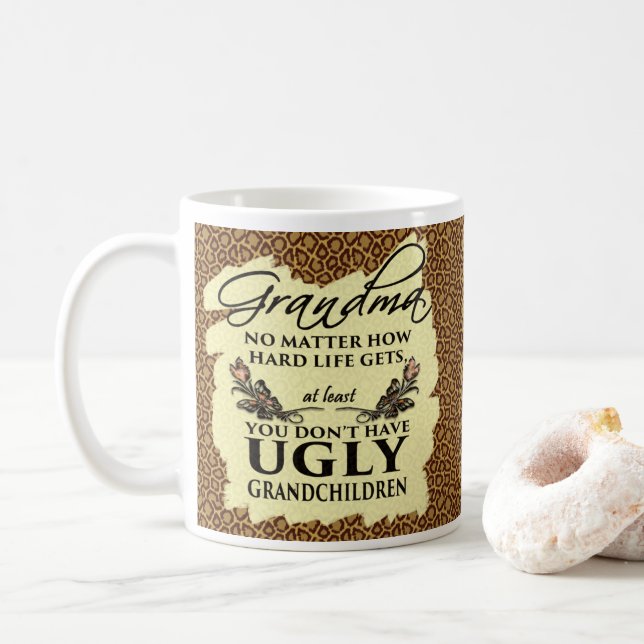 Mug Cadeau drôle | de grand-maman aucun guépard laid (Avec donut)