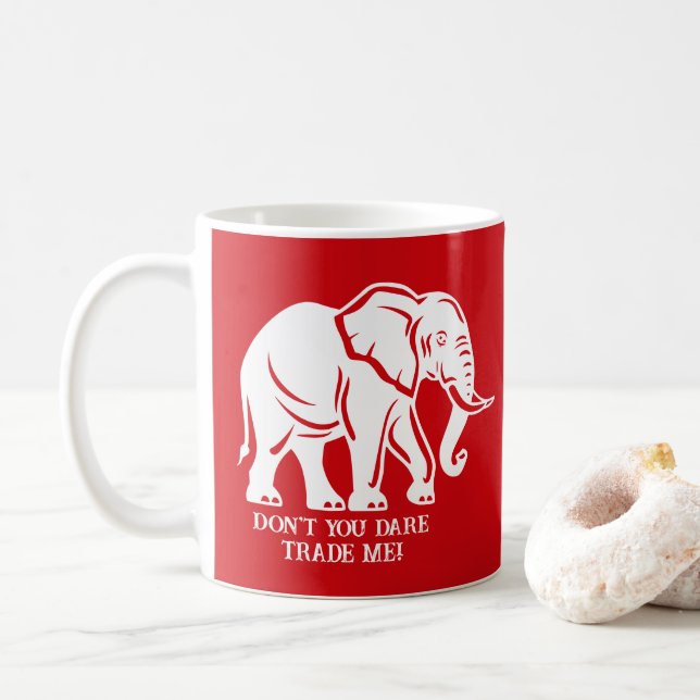 Mug Cadeau farfelu d'éléphant blanc (Avec donut)