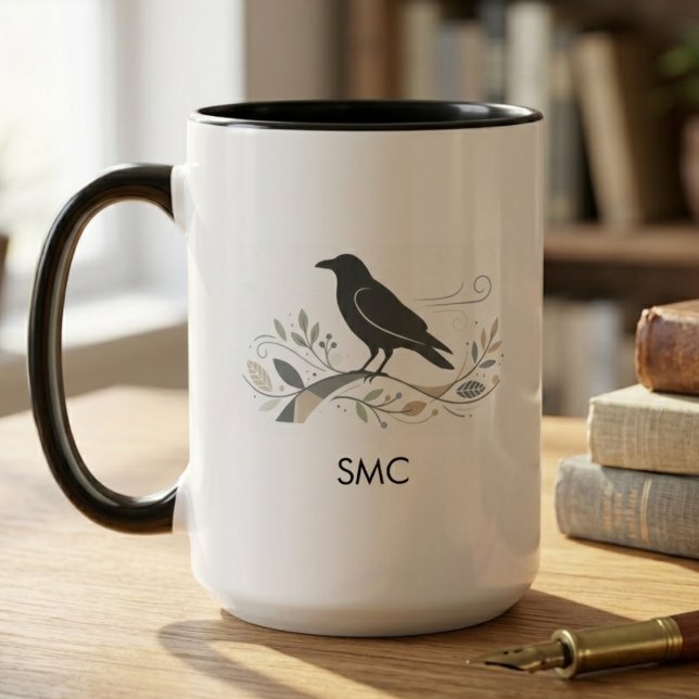 Mug Cadeau personnalisé pour amateur de la nature et d (Nordic raven monogram mug)