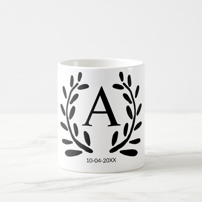 MUG CADEAUX DE GARÇON D'HONNEUR MONOGRAMMÉES ANNÉE DAT (Centre)