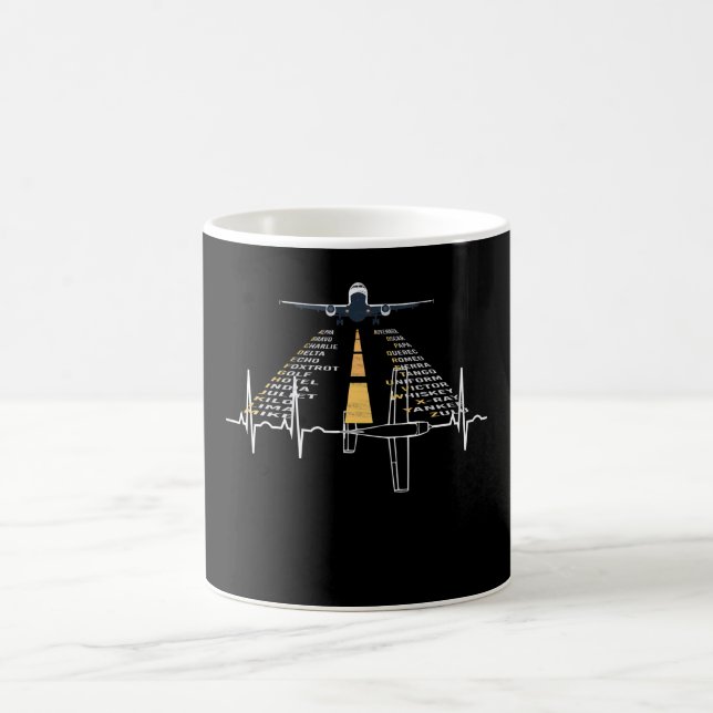 Mug Cadet de pilote d'appareil phonétique Cadet d'avio (Centre)