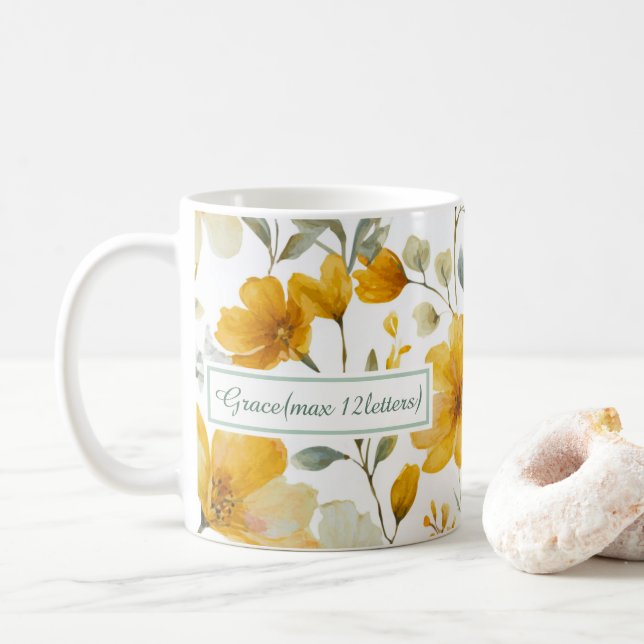 Mug Cadre de nom botanique floral aquarelle jaune  (Avec donut)