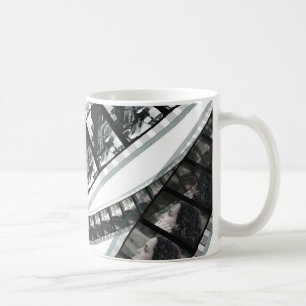Mug cadres de film d'une bobine noire et blanche