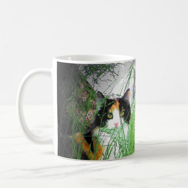 Mug Calico In The Grass par DJONeill (Gauche)