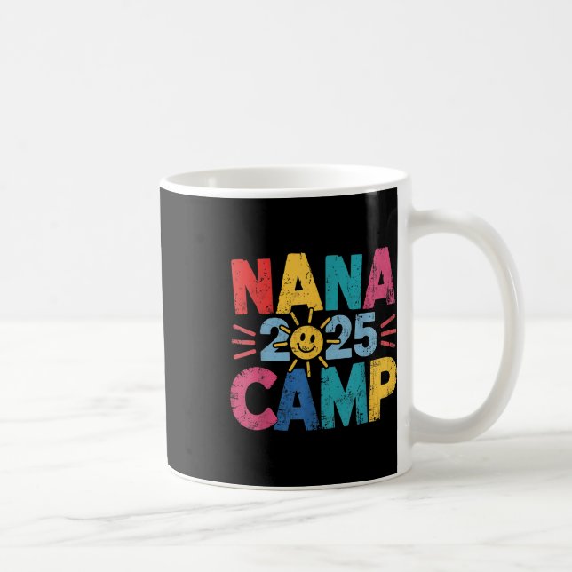 Mug Camp de Nana 2025 Vacances familiales Équipe de ca (Droite)