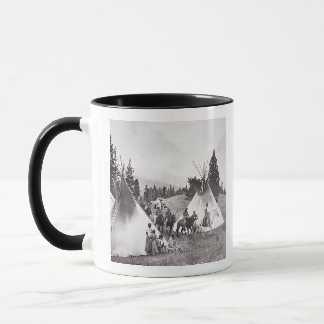Mug Camp de Teepee de Natif américain, Montana, c.1900 (Gauche)