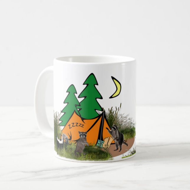 Mug Camping en forêt avec un raton laveur drôle (Devant gauche)