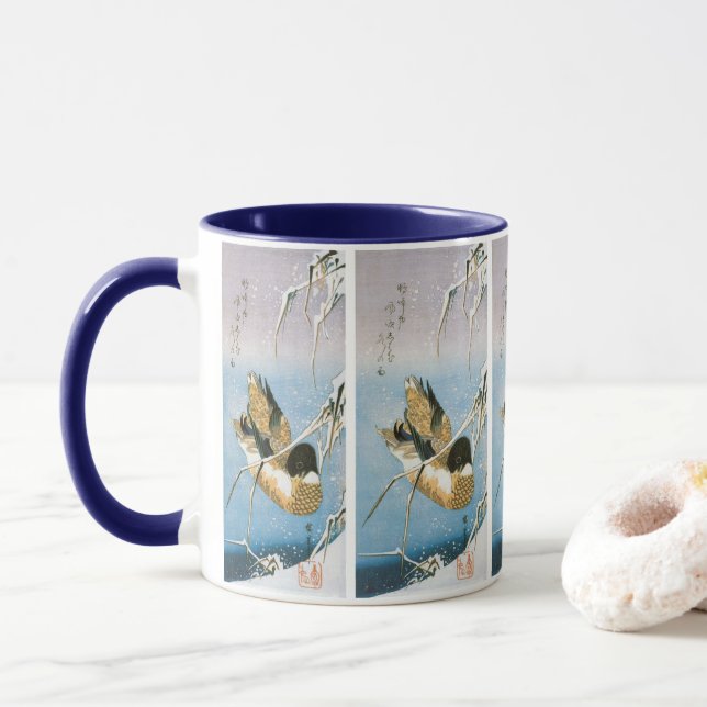 Mug Canard sauvage nageant parmi les roseaux chargés d (Avec donut)