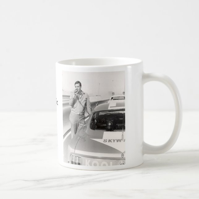 Mug car650, norme Seeley rapportant TrafficDaily pour… (Droite)