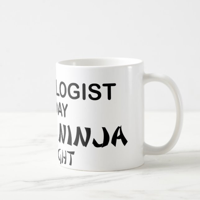 Mug Cardiologue Ninja mortel par nuit (Droite)