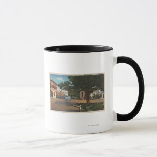 Mug Carmel, CA - scène de rue avec des arbres et des