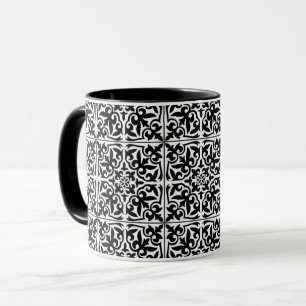 Mug Carrelage marocain, blanc avec arrière - plan noir