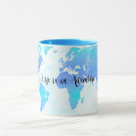 Mug Carte du monde Purple & Blue La vie est une aventu<br><div class="desc">Customisez avec ou sans texte.</div>