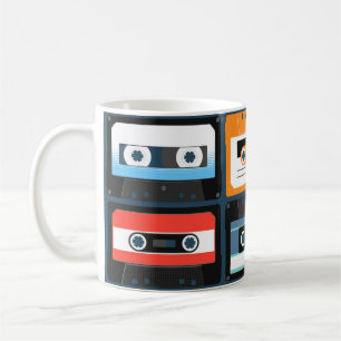 Mug Cassettes compactes. Lot. plat d'illustration vint