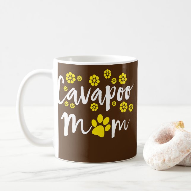 Mug Cavapoo Maman Beurre Design Fleur avec Jaune (Avec donut)