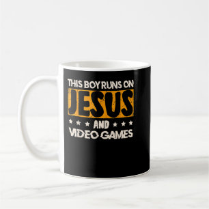 Mug Ce garçon tourne sur Jésus et des jeux vidéo pour 