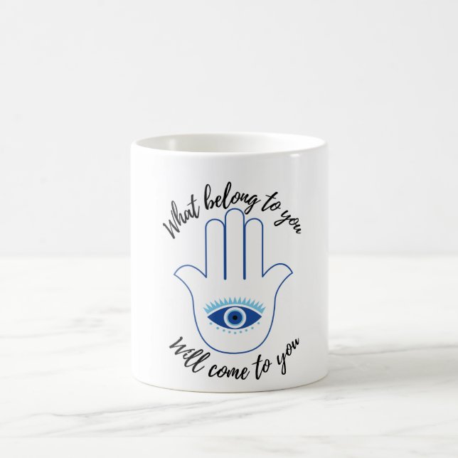 Mug Ce qui vous appartient viendra à vous maléfique co (Centre)