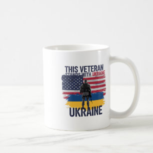 Mug Ce vétéran se tient avec l'Ukraine 2