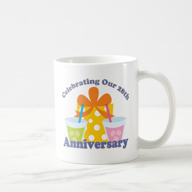 Mug Célébration de notre 28ème cadeau d'anniversaire (Droite)