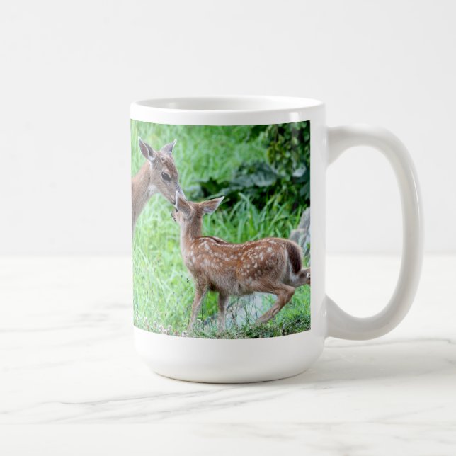 Mug Cerfs communs embrassant le faon (Droite)