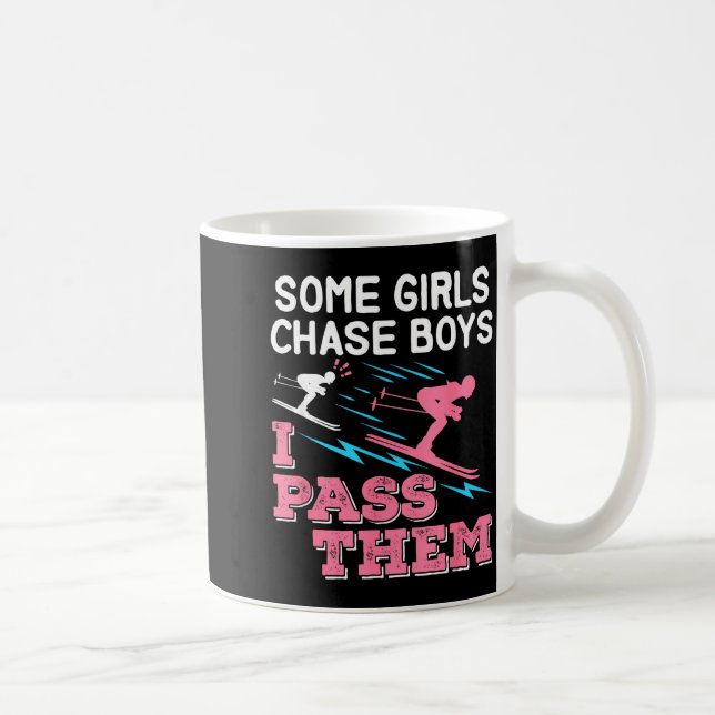 Mug Certaines filles poursuivent les garçons pass fill (Droite)