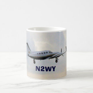 Mug Cessna 414 en vol, N2WY