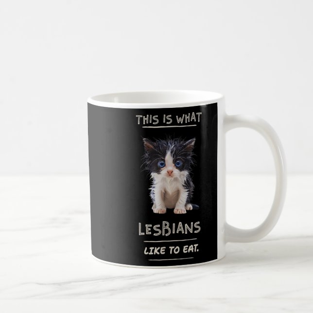 Mug C'Est Ce Que Les Lesbiennes Aiment Manger - Drôle  (Droite)