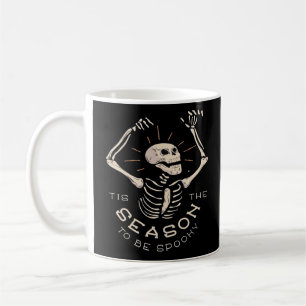 Mug C'est la saison pour un squelette d'Halloween effr
