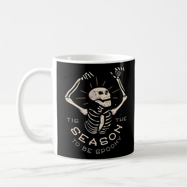 Mug C'est la saison pour un squelette d'Halloween effr (Gauche)