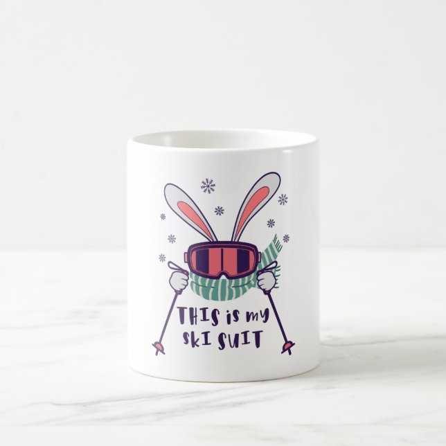 Mug C'est mon lapin de ski en combinaison de ski avec  (Centre)