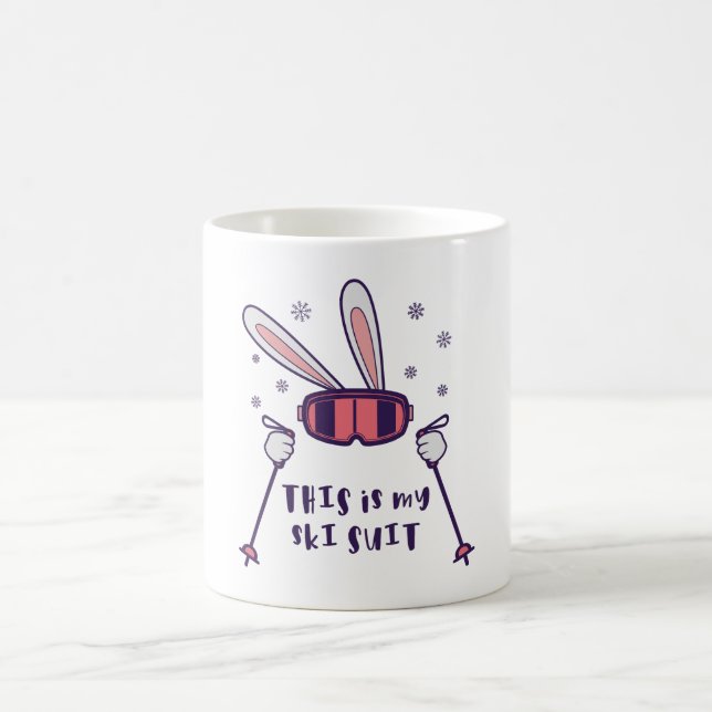 Mug C'est mon lapin de ski en combinaison de ski avec  (Centre)