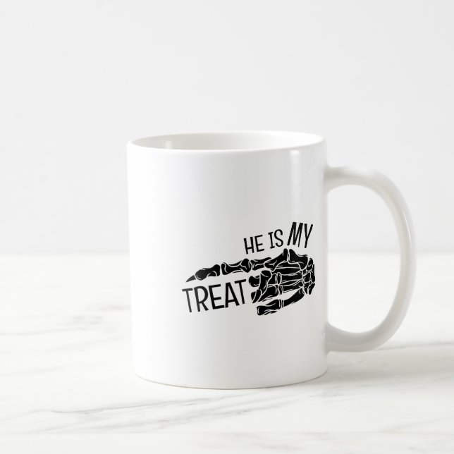 Mug C'est mon traitement Skeleton main Halloween drôle (Droite)