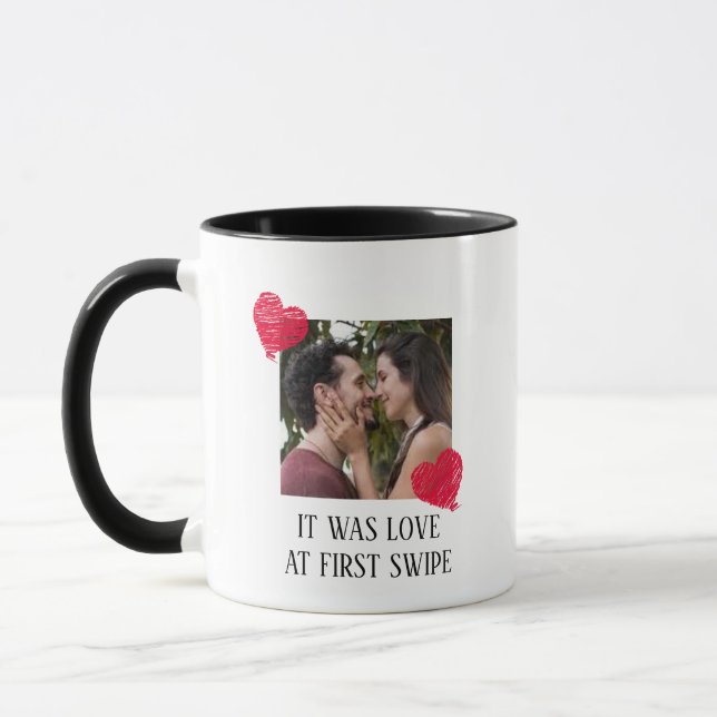 MUG C'ÉTAIT DE L'AMOUR AU PREMIER SWIPE (Gauche)