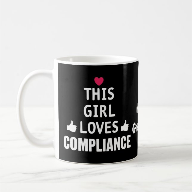 Mug Cette fille aime la conformité Cadeaux mignons pou (Gauche)