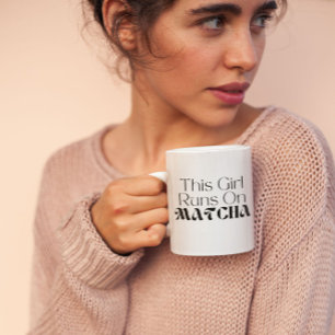 Mug cette fille court sur matcha