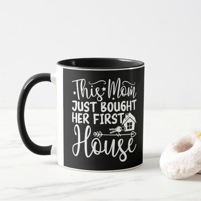 Mug Cette maman vient d'acheter sa première maison Drô (Avec donut)