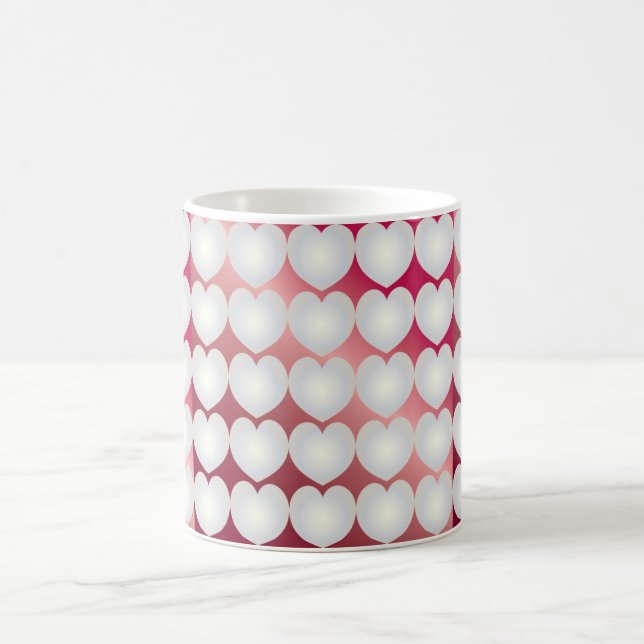 Mug chapelet de coeurs perles sur un arrière - plan de (Centre)