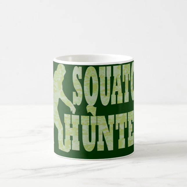 Mug Chasseur de squatch en camouflage (Centre)