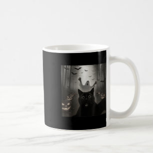 Mug Chat drôle de selfie avec un fantôme de costume d'