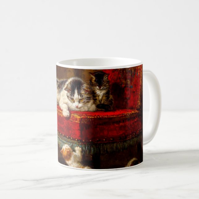 Mug Chat et chatons Jouer avec chaise (Devant droit)