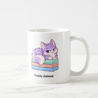 Mug Chat lilas mignon fraîchement revendiqué sur du li